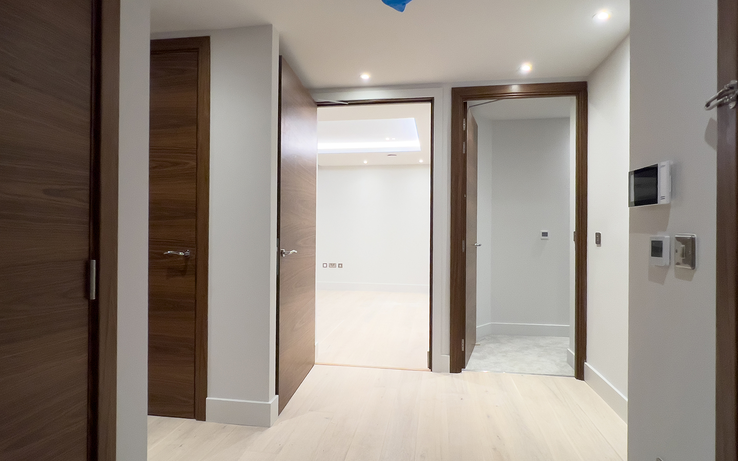 VV-Mid-Apartment 1-Hallway Village View, Mid Block – Plot B2-05