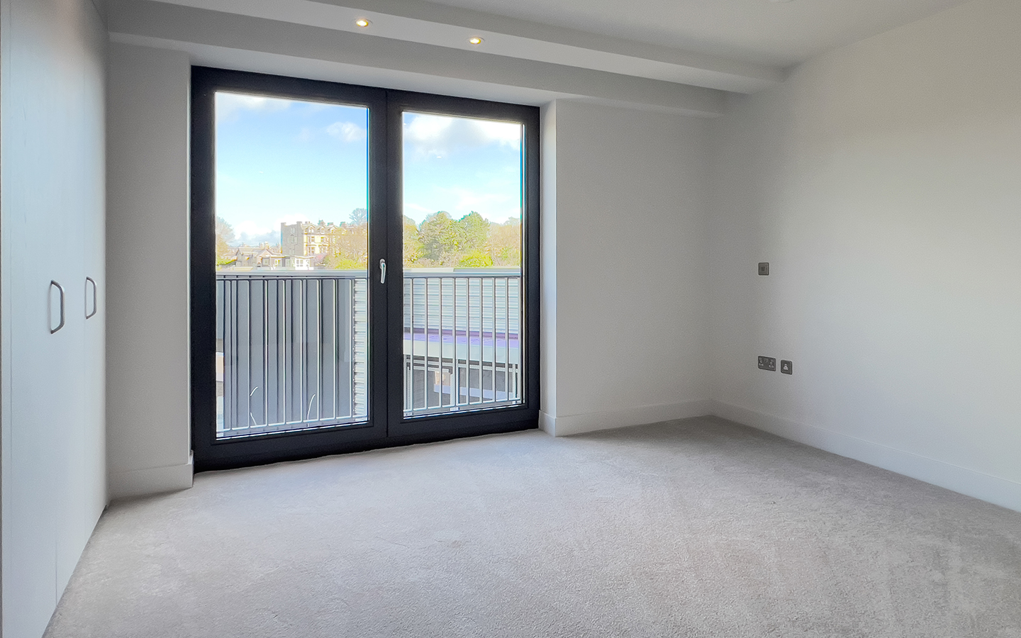 Village View, Mid Block – Plot L2-37