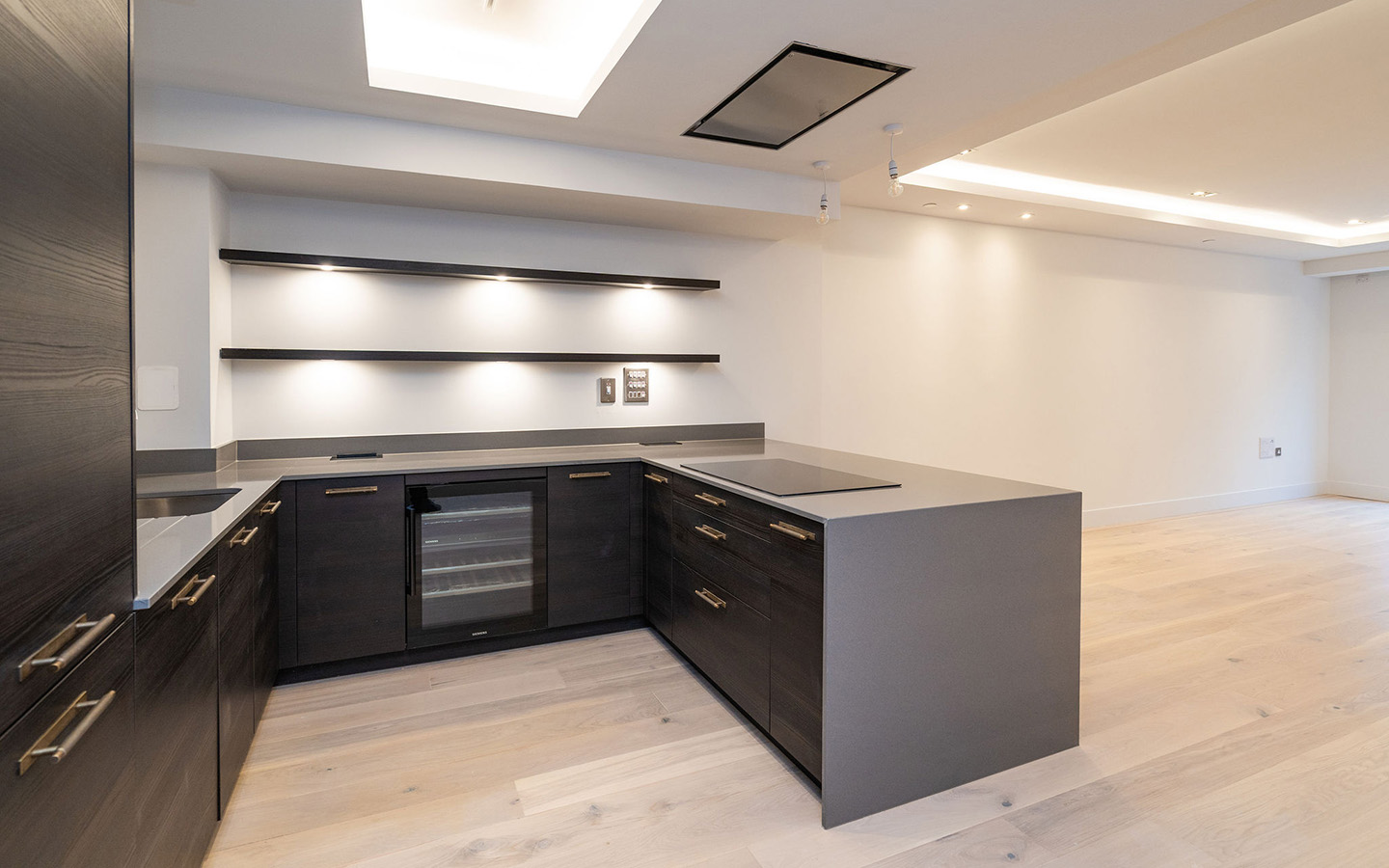 VV-TowerBlock-Apt3-Breakfast Bar Village View, Tower Block – Plot B2-08