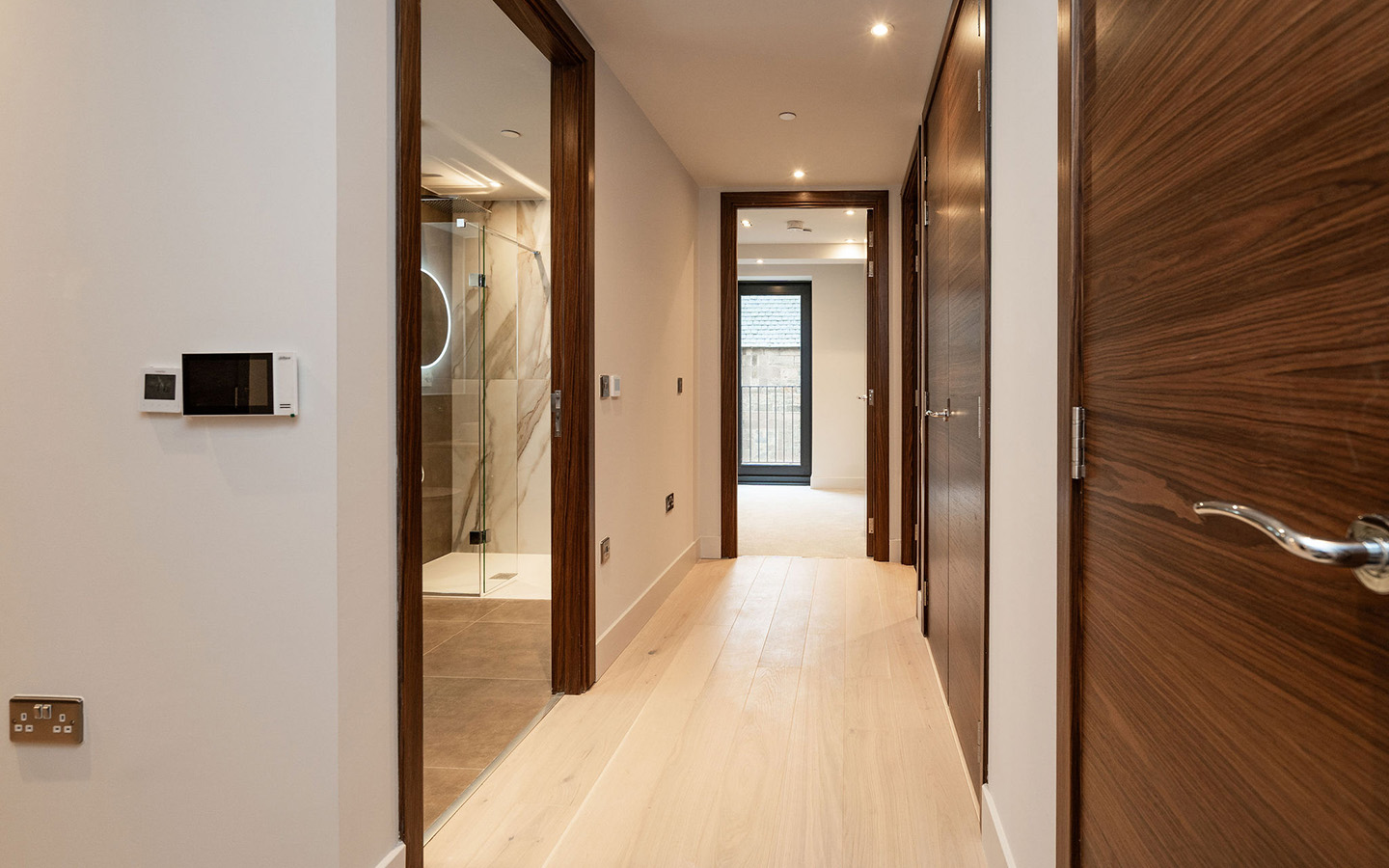 VV-TowerBlock-Apt3-Hall Village View, Tower Block – Plot B2-08